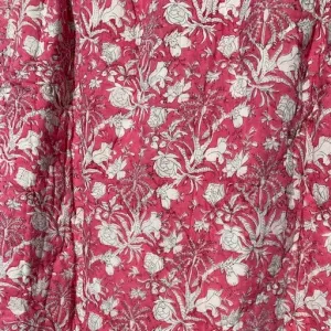 Beautiful Quilt - In the Pink- Large Size
