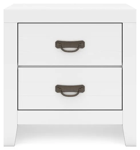 Binterglen Full Panel Bed with Mirrored Dresser, Chest and 2 Nightstands