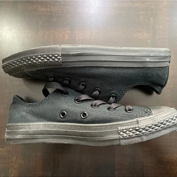 Converse Chuck Taylor Sneakers Size 2