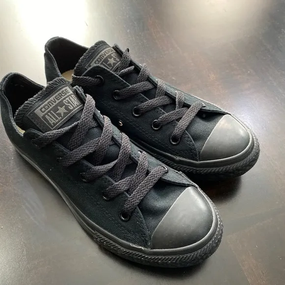 Converse Chuck Taylor Sneakers Size 2