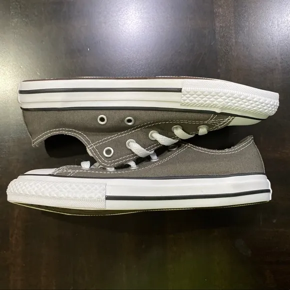 Converse Chuck Taylor Sneakers Size 2