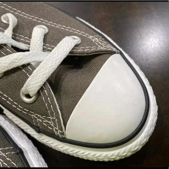 Converse Chuck Taylor Sneakers Size 2