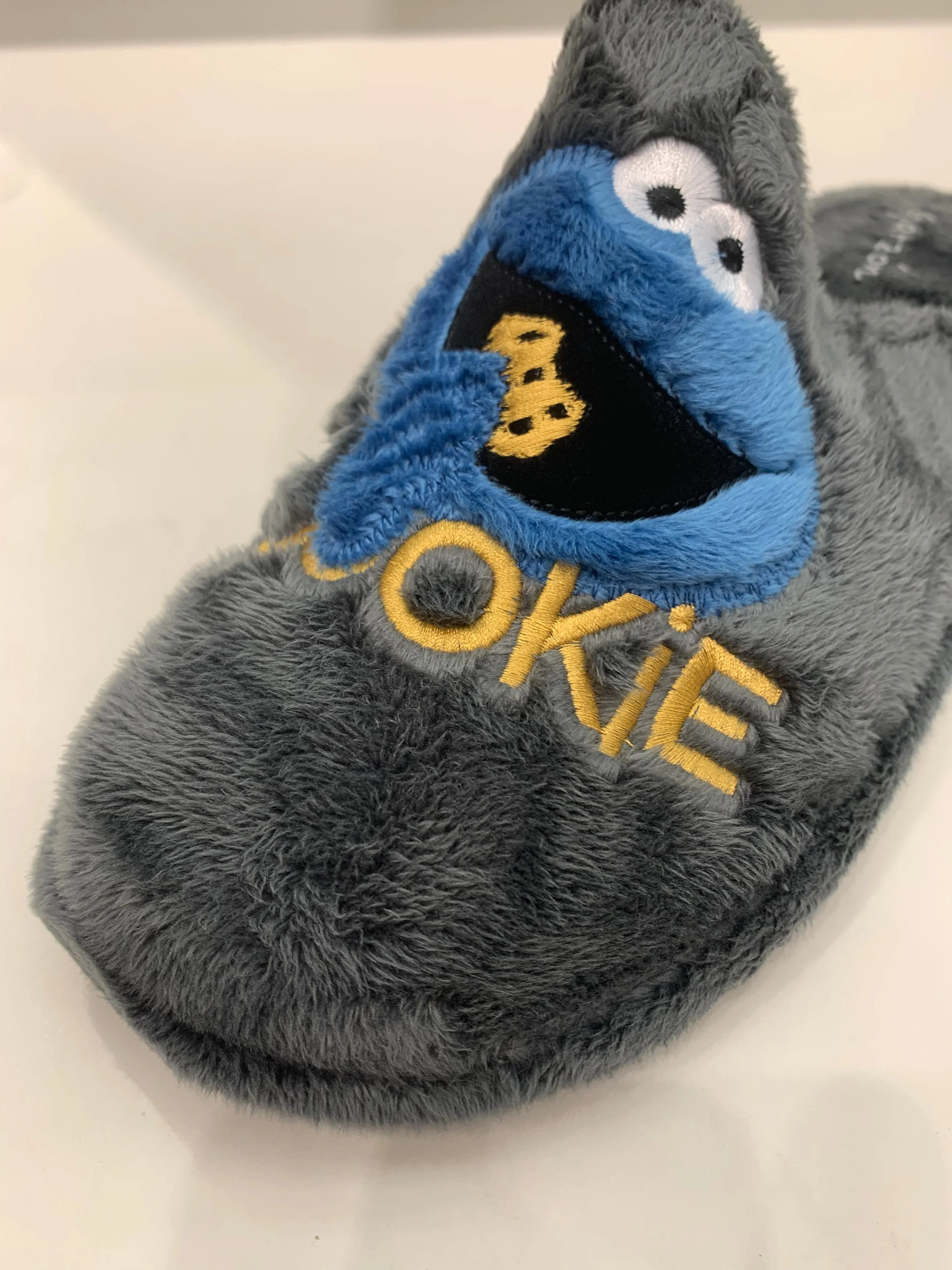 COOKIE MONSTER SLIDERS GREY
