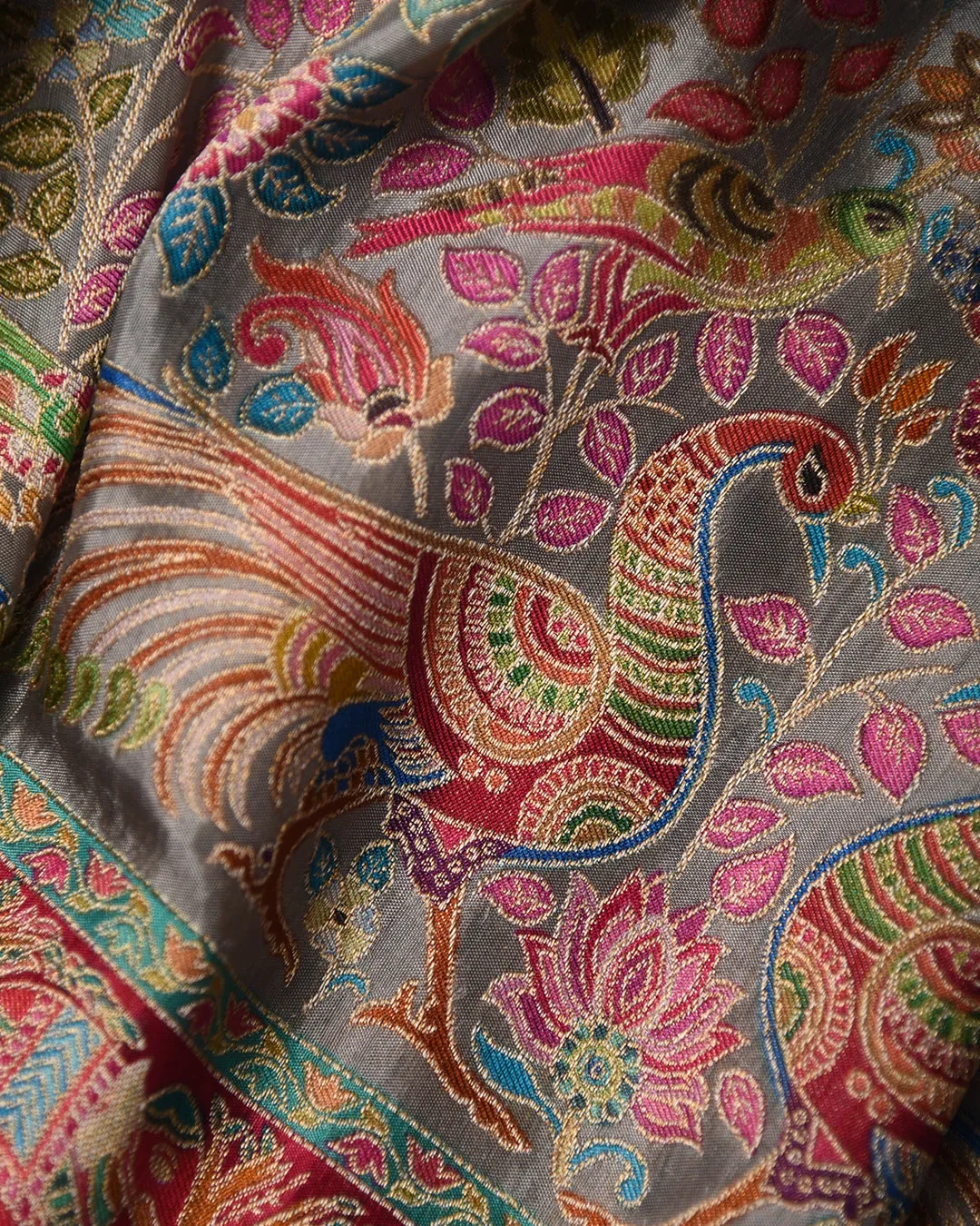 Gray Silk Viscose Jamdani Woven Saree With Silk Woven Blouse