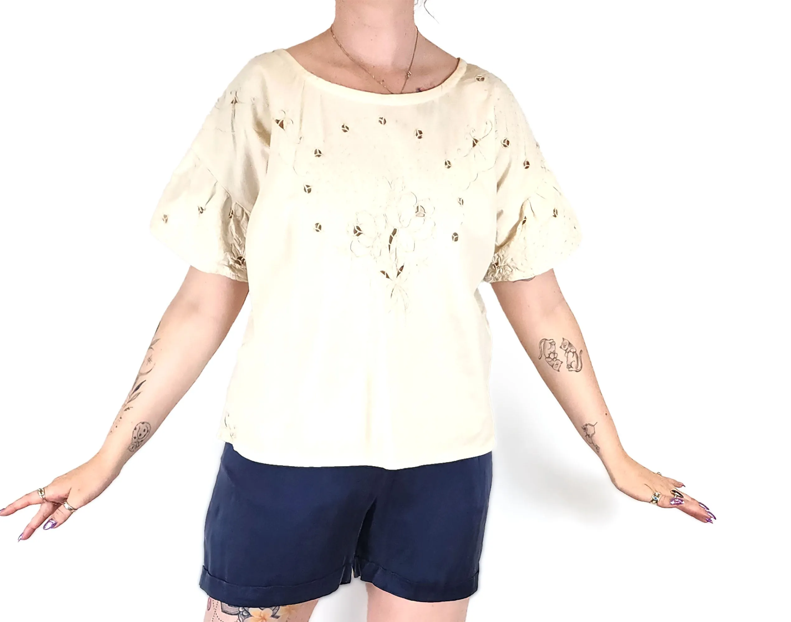 Honest Studios cream cotton top size Medium