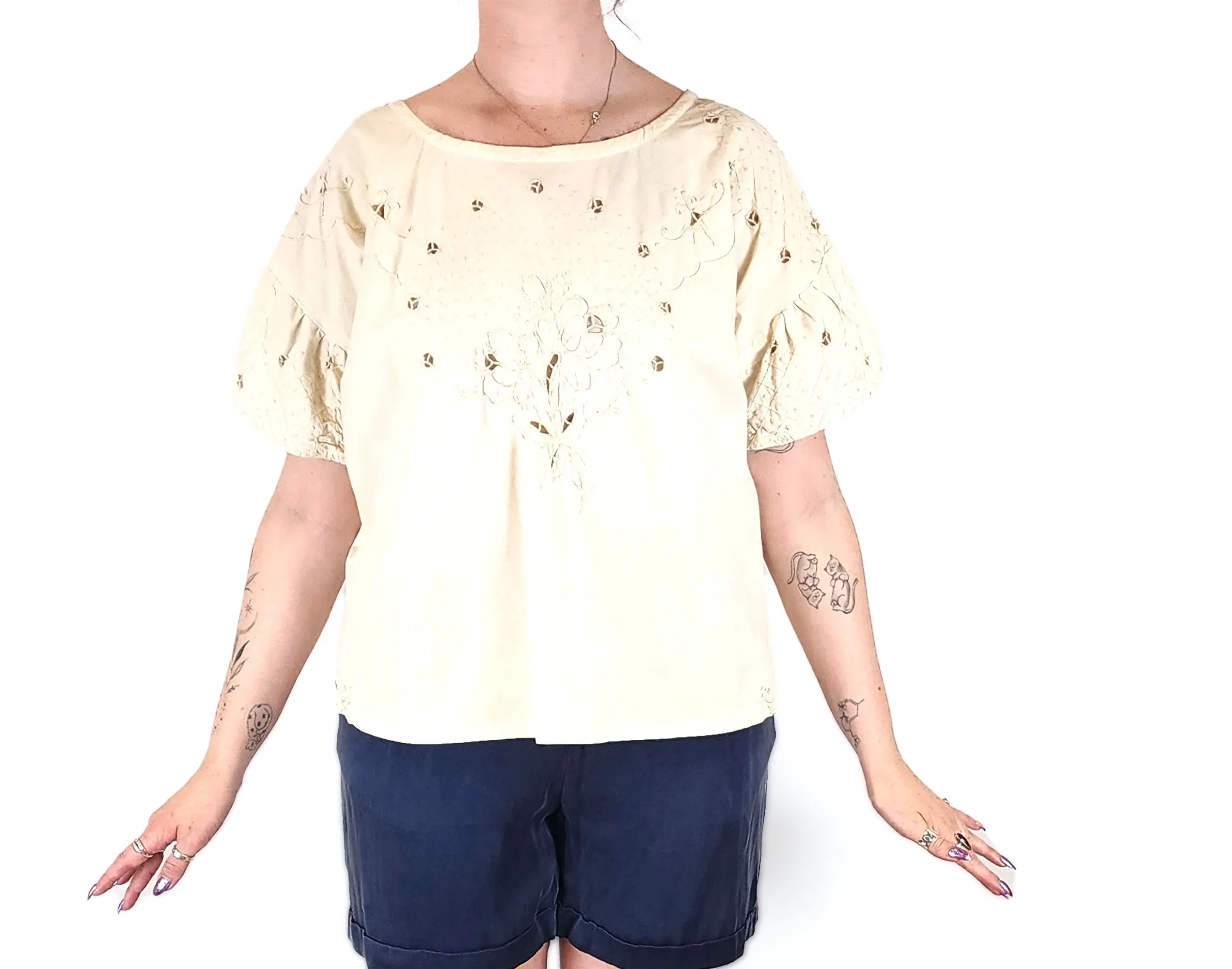 Honest Studios cream cotton top size Medium