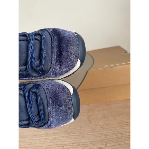Jordan 11 Midnight Navy Toddler Sneakers- SZ 11 C