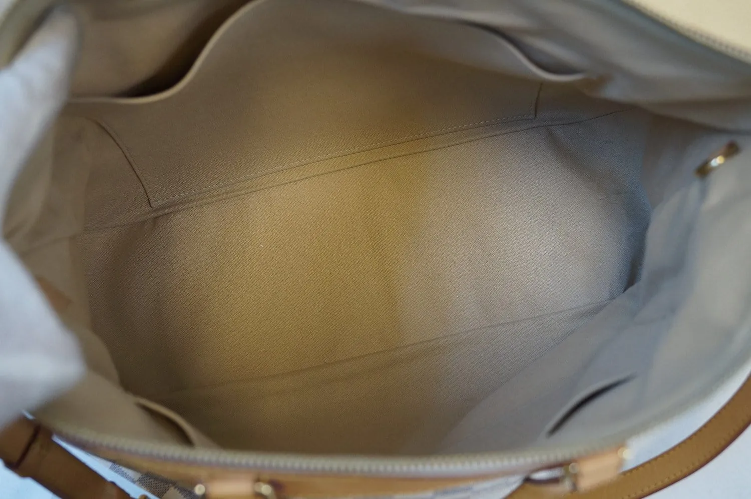 LOUIS VUITTON Damier Azur Siracusa GM Shoulder Handbag