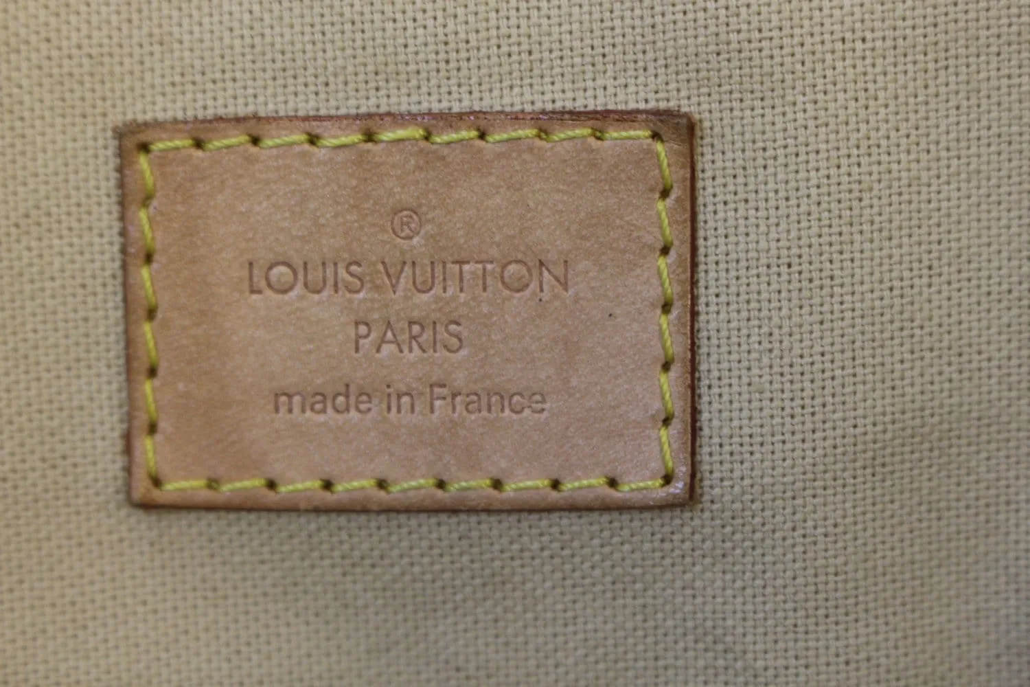 LOUIS VUITTON Siracusa GM Damier Azur Shoulder Bag