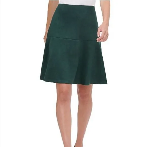 NEW WITH TAG Tommy Hilfiger green faux suede skirt