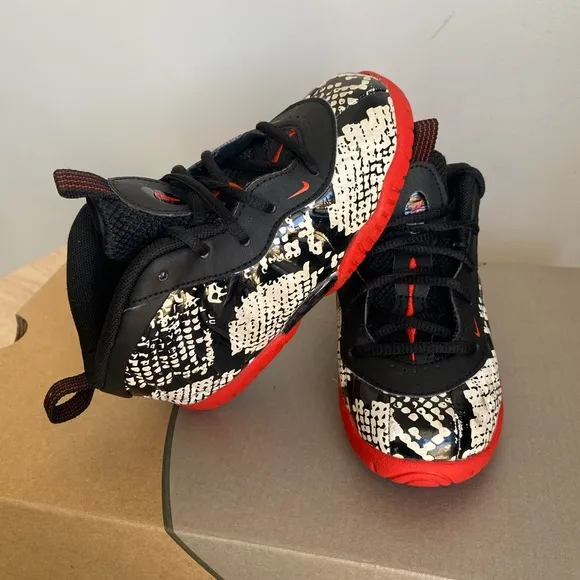 Nike Little Posite Snake Skin Toddler Sneakers -  Sz 8 C