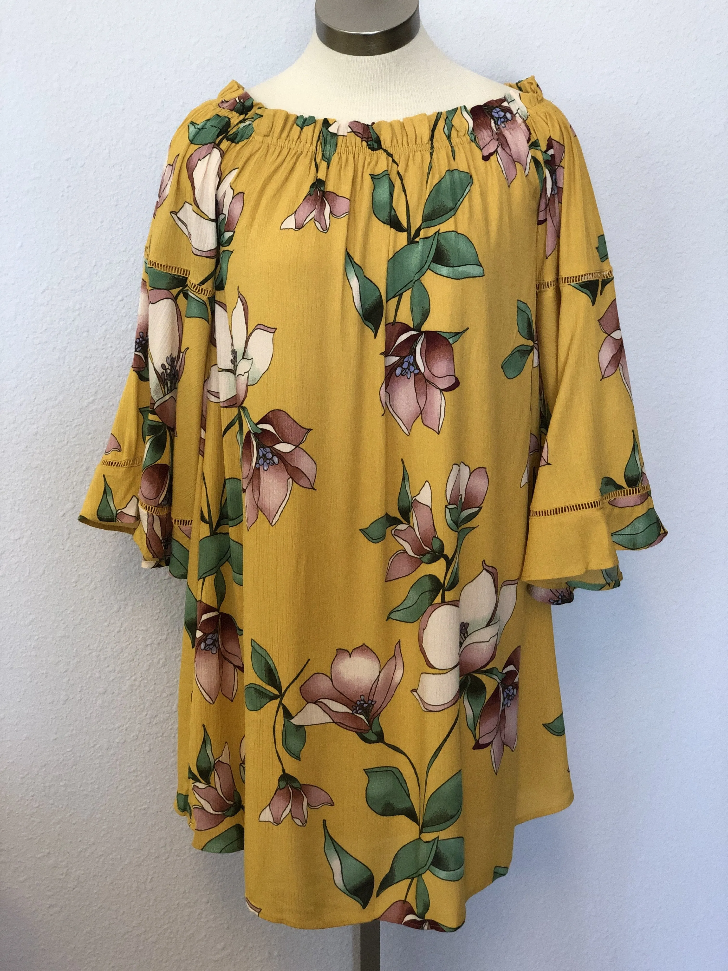 OFF SHOULDER WOVEN DRESS