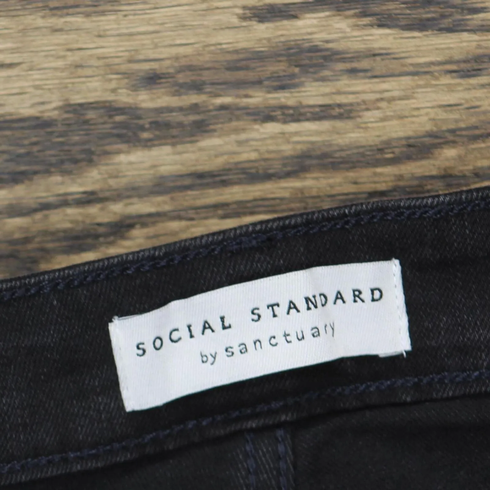 Social Standard by Sancturary Womens Slim Straight Jeans 49010207