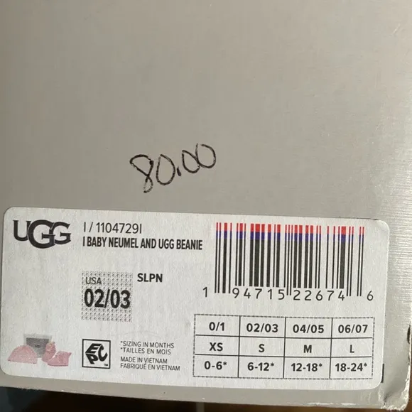 UGG BABY NEUMEL &amp; Beanie