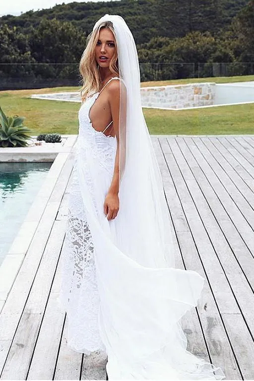 White Lace Beach Wedding Dresses with Chiffon Ribbons