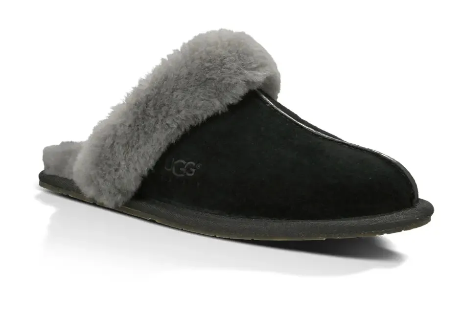 Women’s UGG Scuffette II – The Ultimate Cozy House Slipper